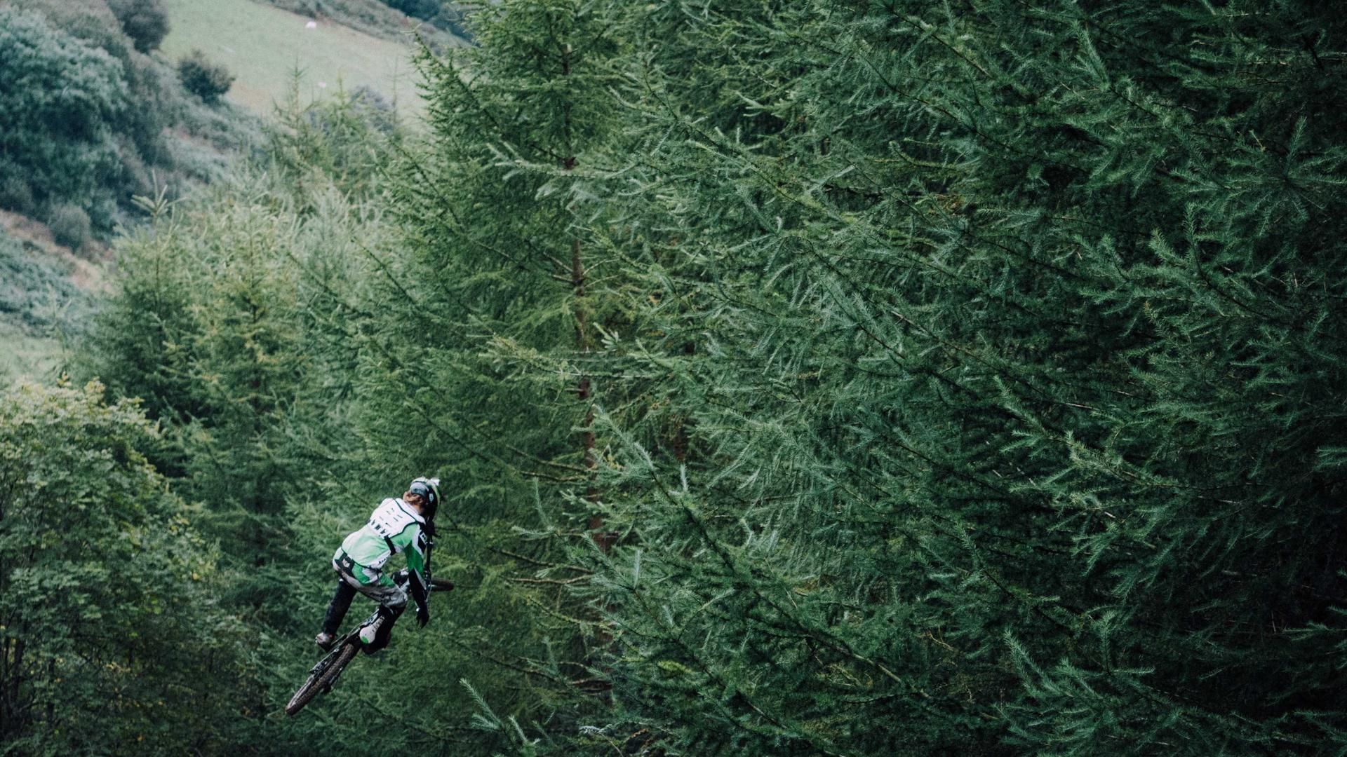 Itizwgsz Fnhuxsw Pohyo